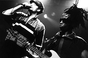 Franti and guitarist